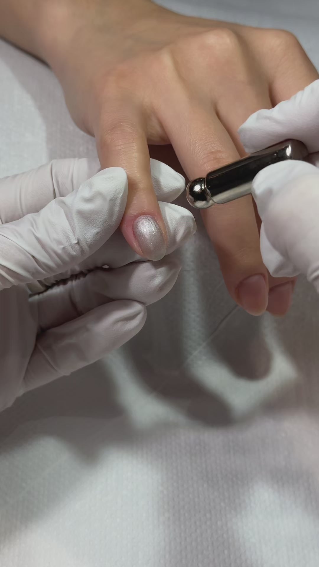 NEA Professional cat eye magnet